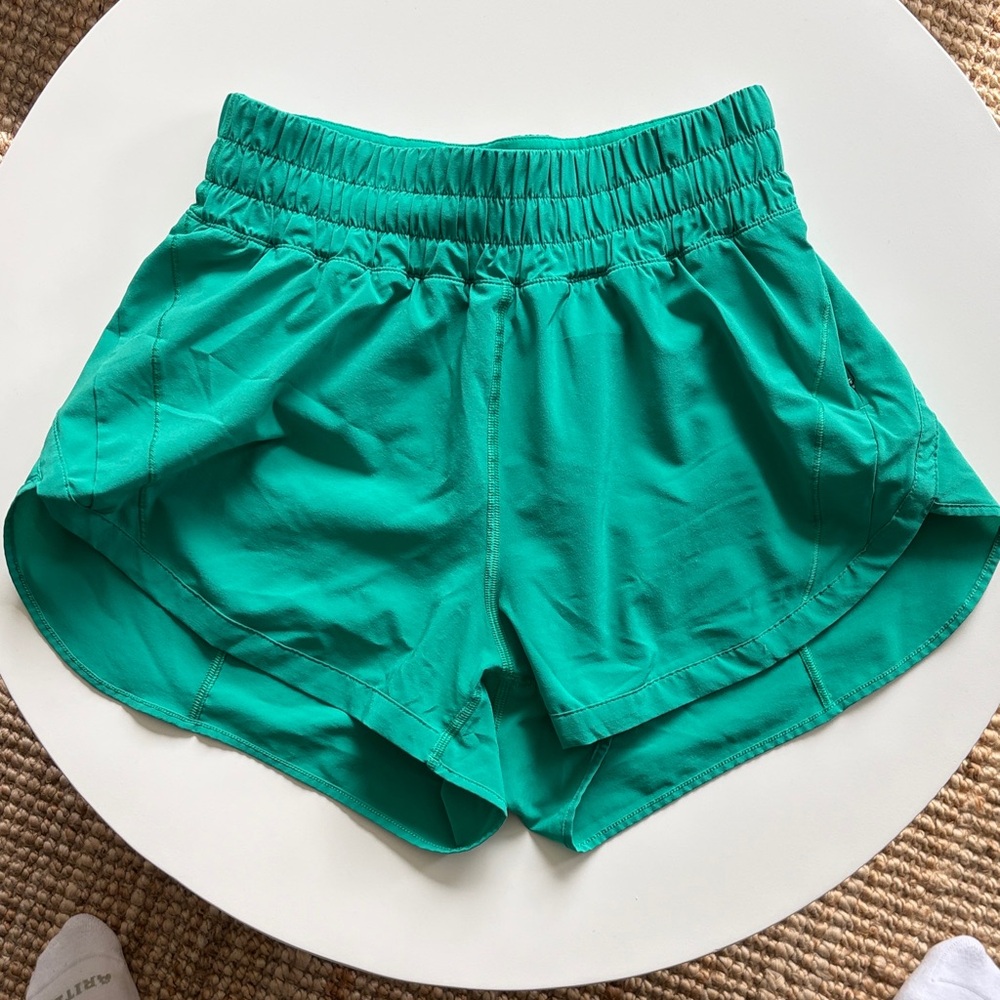 Lululemon Track That High-Rise Lined Shorts 3” in size 6